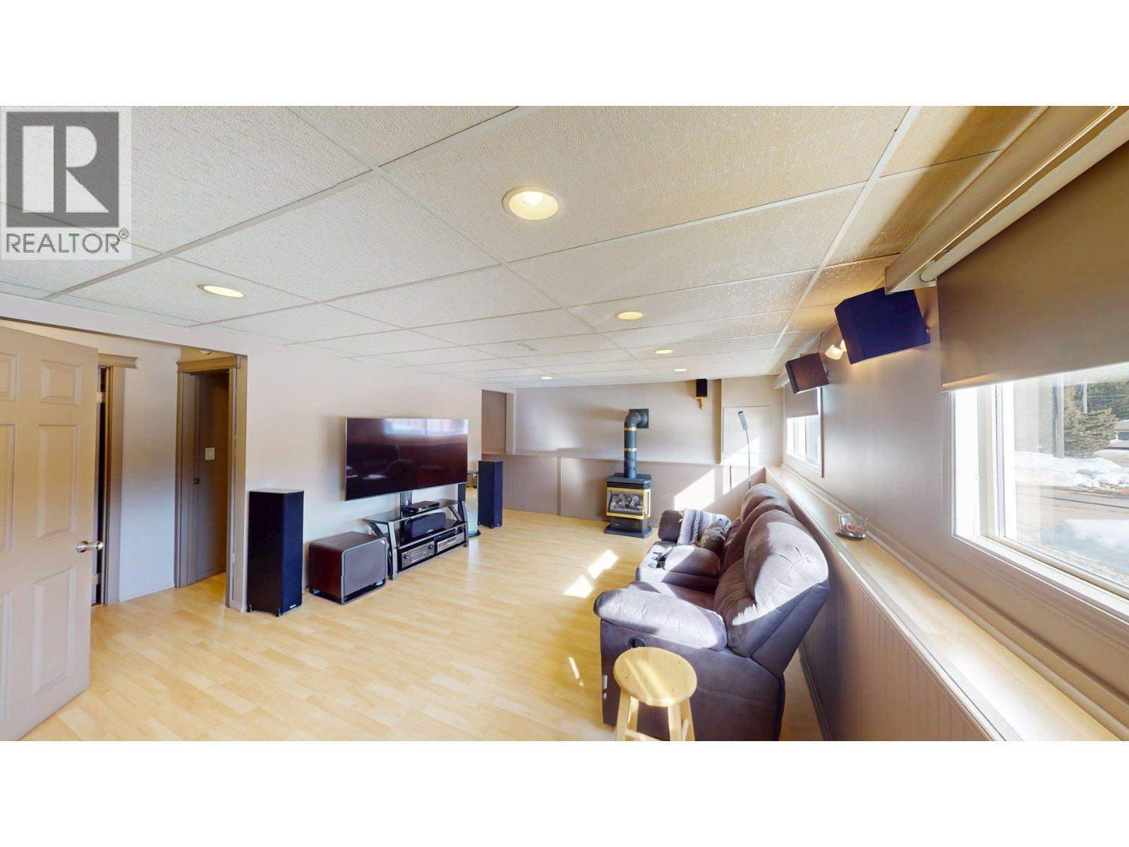 771 Ferguson Crescent, Elkford, British Columbia  V0B 1H0 - Photo 29 - 10375202