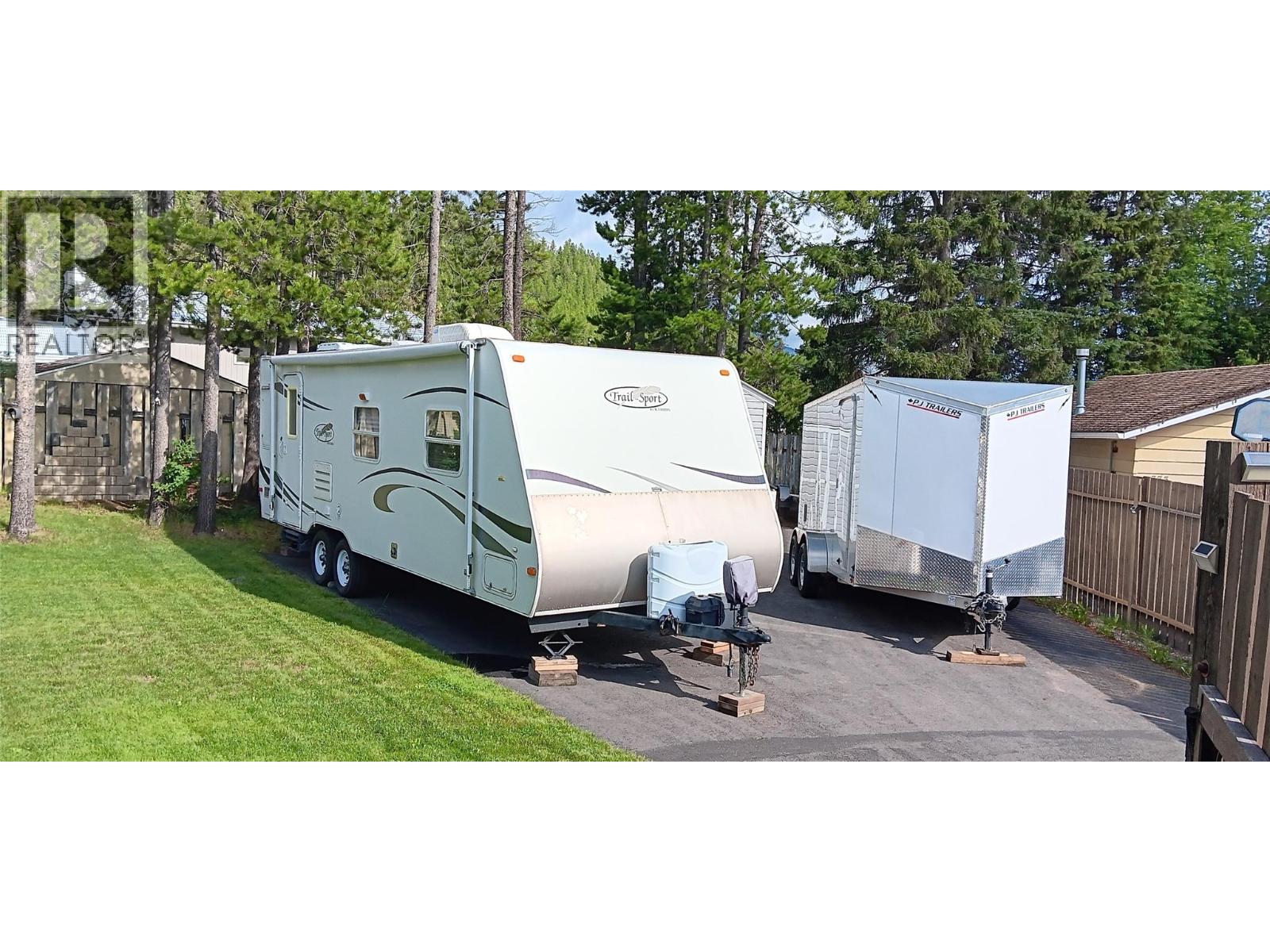 771 Ferguson Crescent, Elkford, British Columbia  V0B 1H0 - Photo 39 - 10375202