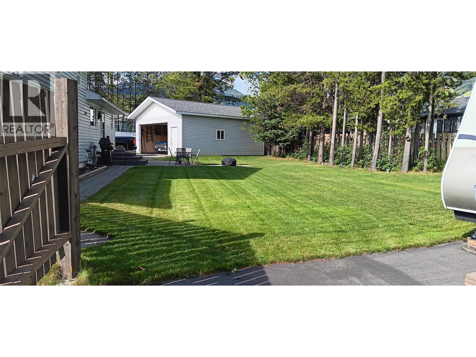 771 Ferguson Crescent, Elkford, British Columbia  V0B 1H0 - Photo 41 - 10375202