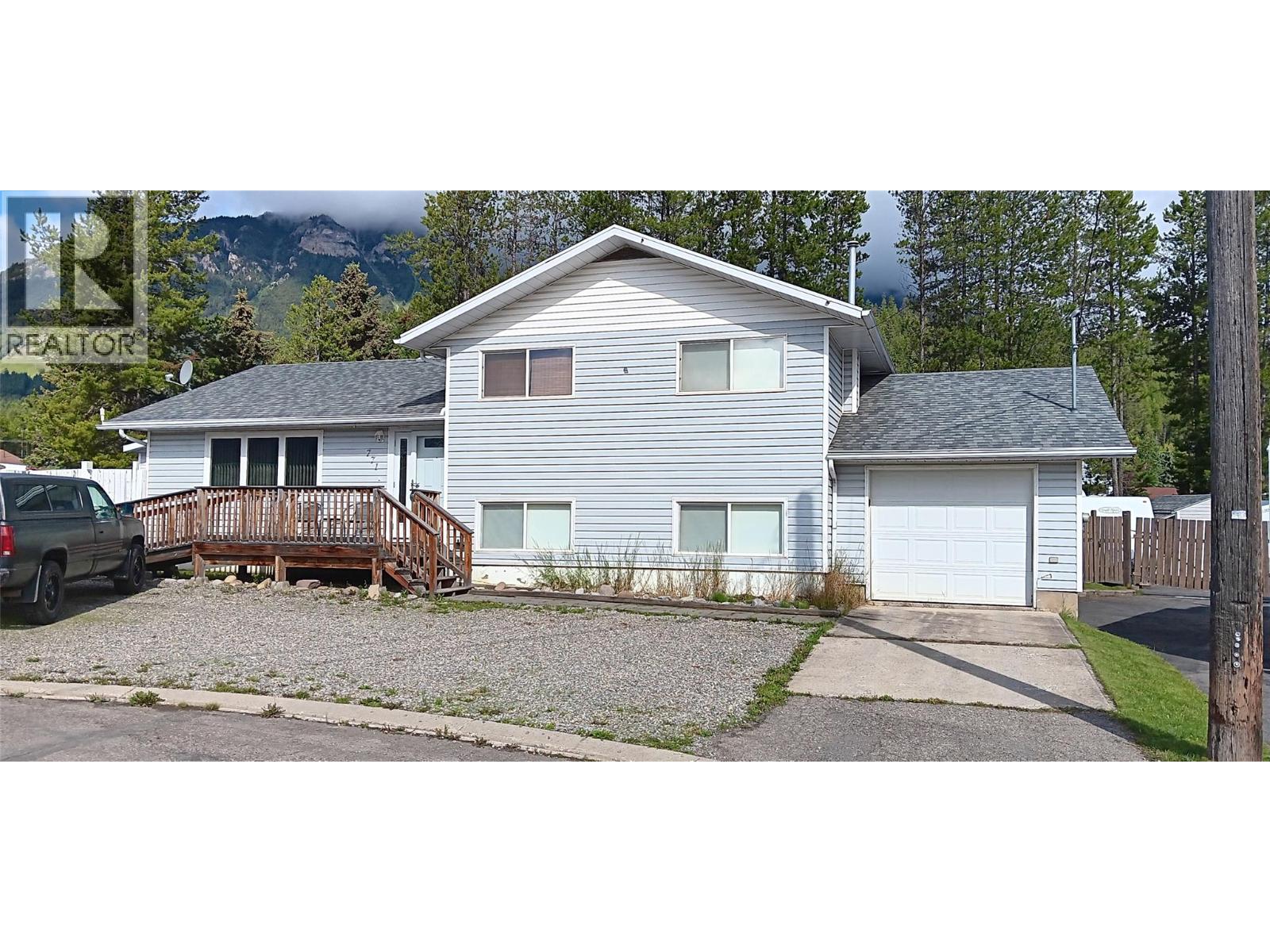 771 Ferguson Crescent, Elkford, British Columbia  V0B 1H0 - Photo 42 - 10375202