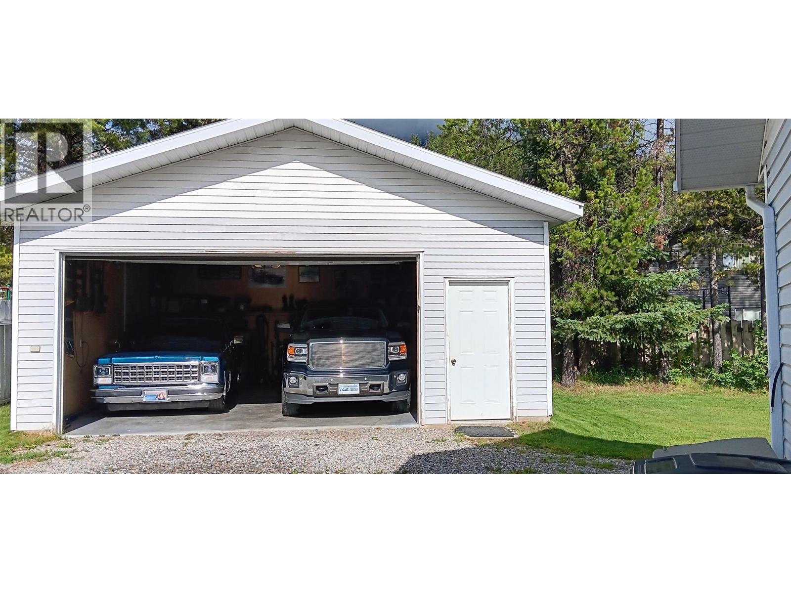 771 Ferguson Crescent, Elkford, British Columbia  V0B 1H0 - Photo 45 - 10375202