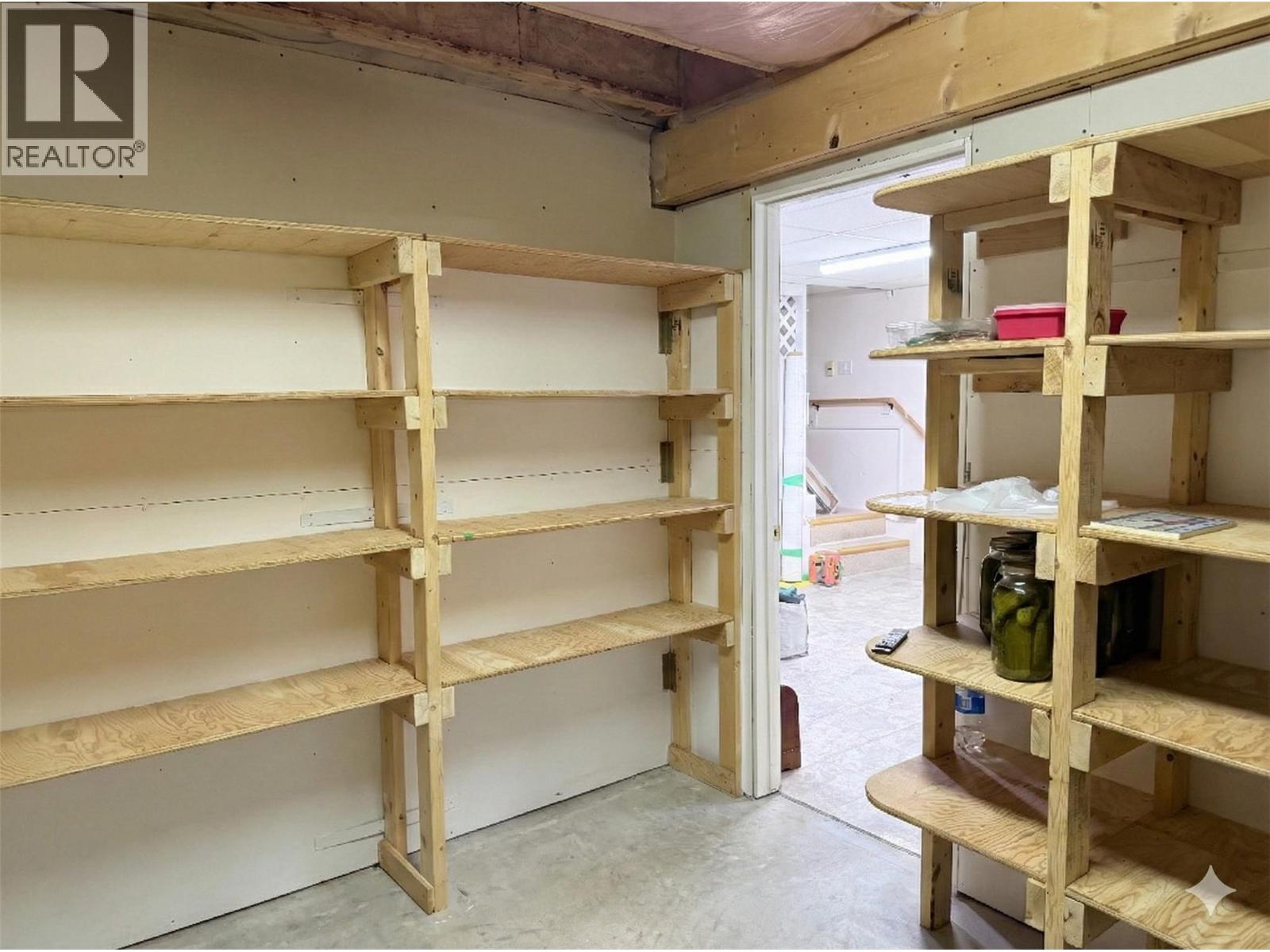 705 11th Street S, Cranbrook, British Columbia  V1C 5J8 - Photo 34 - 10375721