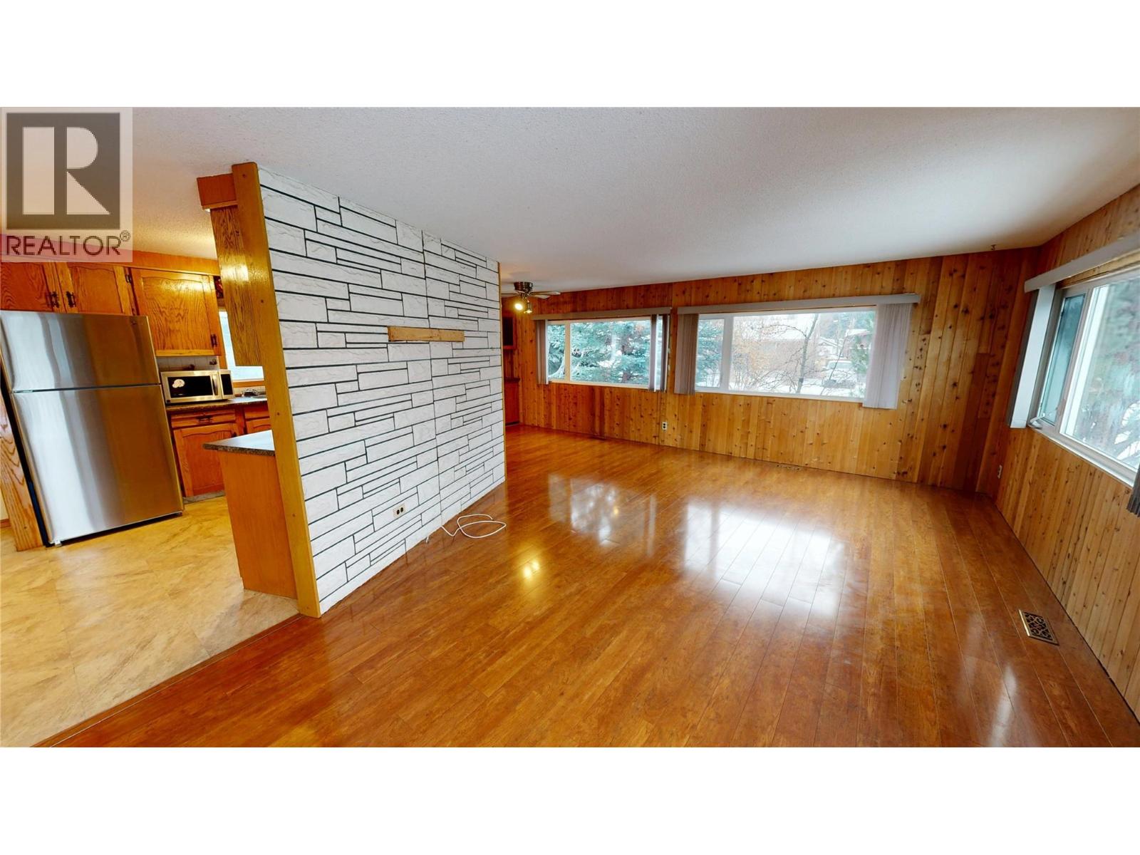 7516 Columbia Avenue, Radium Hot Springs, British Columbia  V0A 1M0 - Photo 11 - 10375799