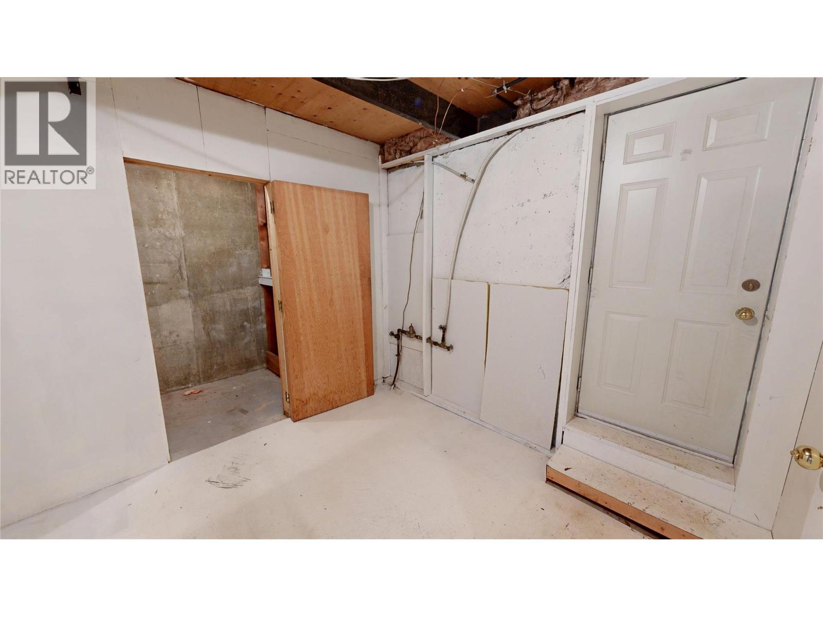 7516 Columbia Avenue, Radium Hot Springs, British Columbia  V0A 1M0 - Photo 31 - 10375799