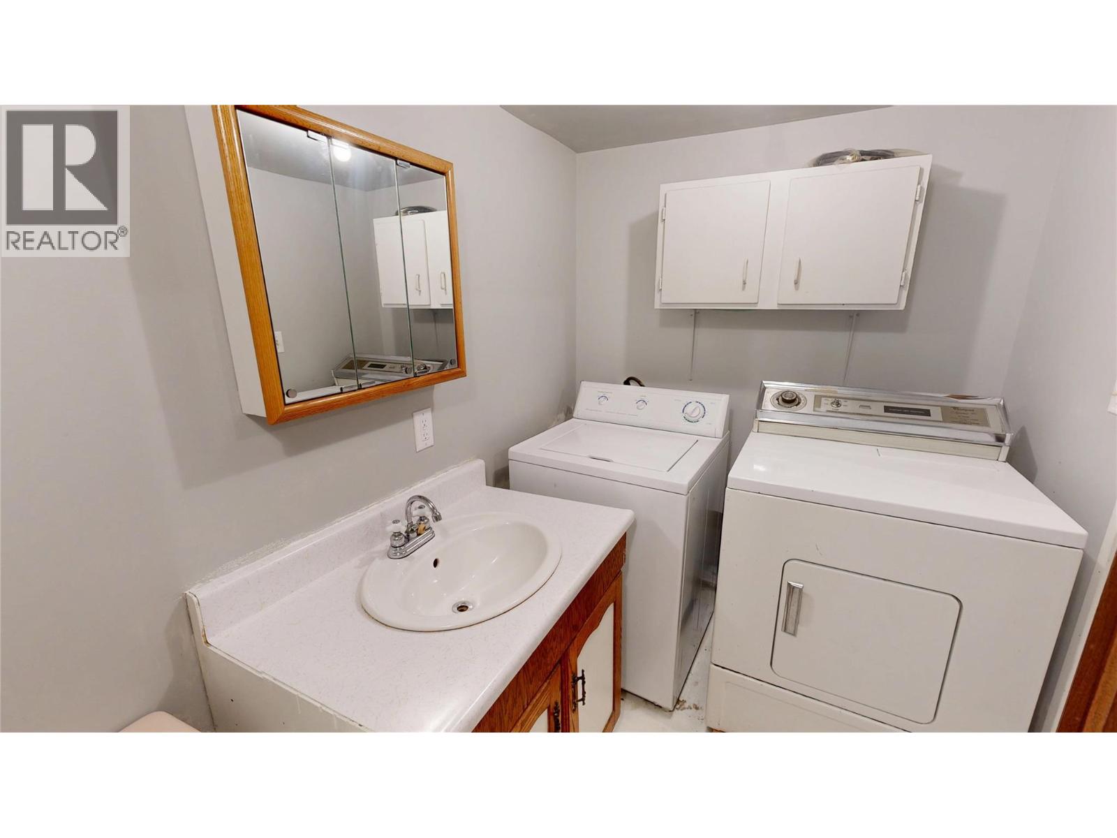 7516 Columbia Avenue, Radium Hot Springs, British Columbia  V0A 1M0 - Photo 34 - 10375799