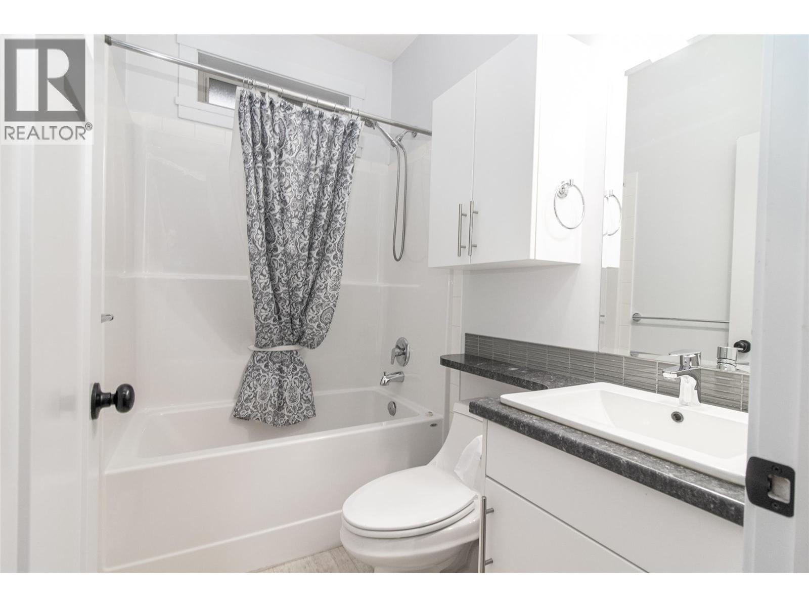 560 Christleton Avenue, Kelowna, British Columbia  V1Y 5J2 - Photo 35 - 10375769