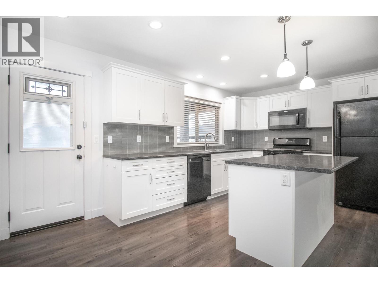 560 Christleton Avenue, Kelowna, British Columbia  V1Y 5J2 - Photo 8 - 10375769