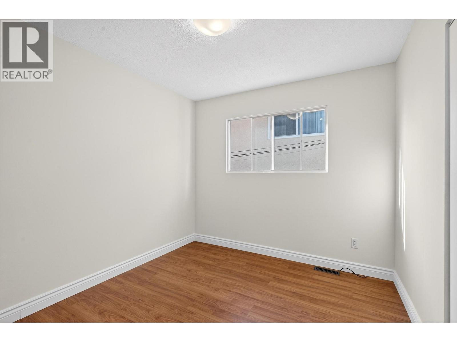 1031 Martin Avenue, Kelowna, British Columbia  V1Y 6V6 - Photo 13 - 10375633