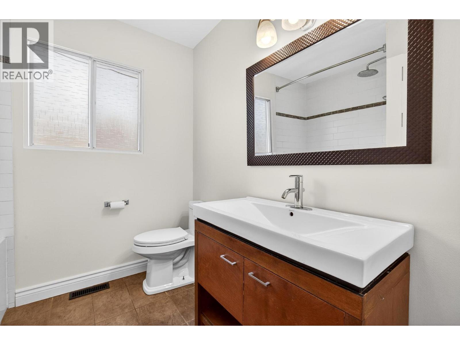 1031 Martin Avenue, Kelowna, British Columbia  V1Y 6V6 - Photo 14 - 10375633