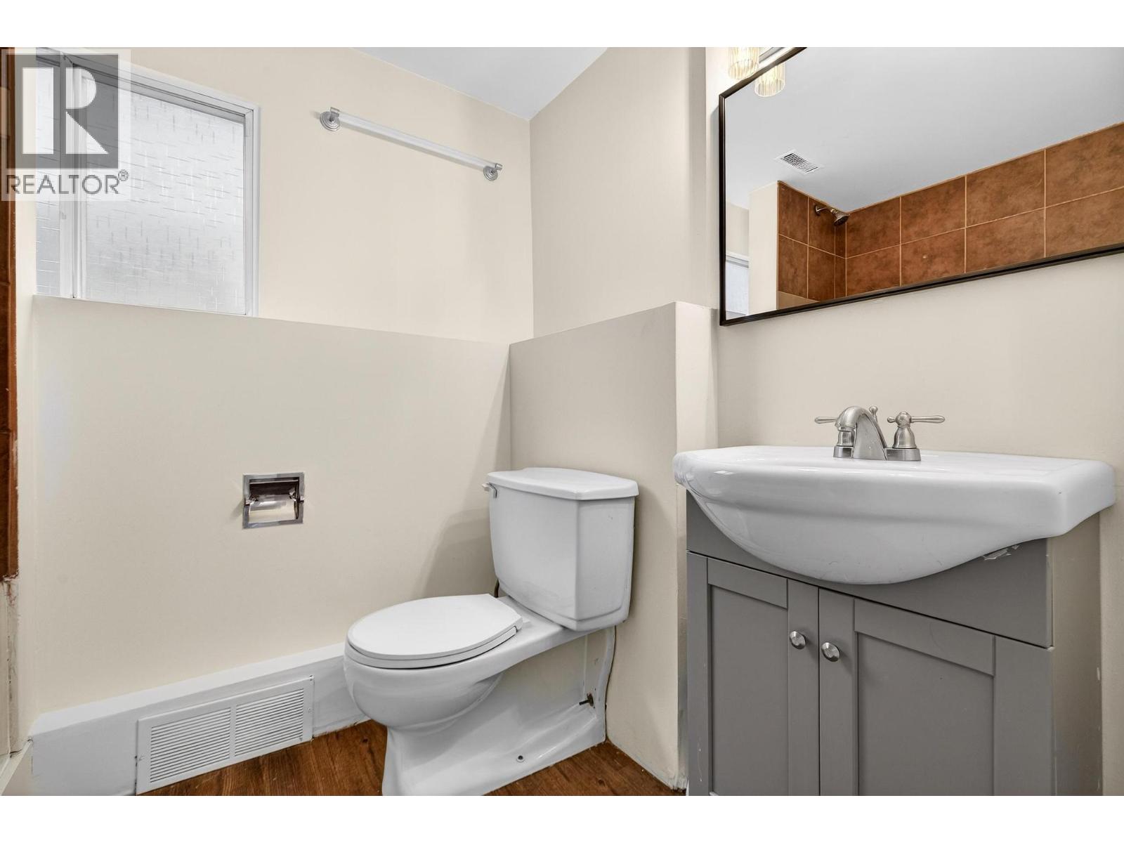 1031 Martin Avenue, Kelowna, British Columbia  V1Y 6V6 - Photo 22 - 10375633