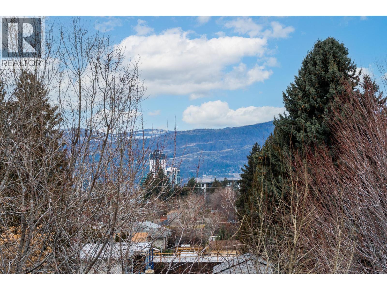 1686 Thayer Court, Kelowna, British Columbia  V1Y 8M2 - Photo 48 - 10375717