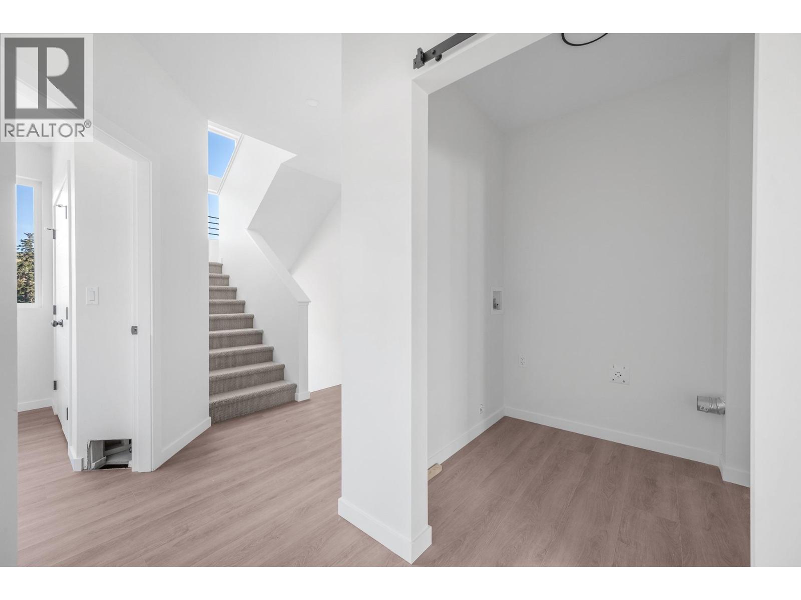 5661 Okanagan Landing Road Unit# 5, Vernon, British Columbia  V1T 7A6 - Photo 13 - 10375673