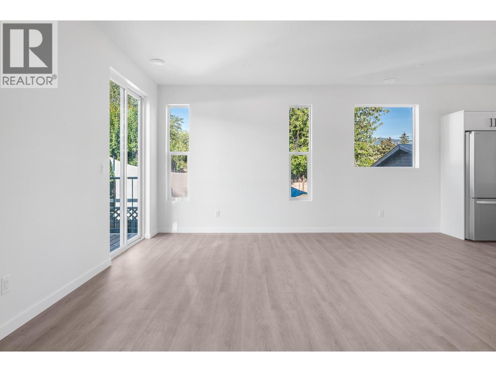 5661 Okanagan Landing Road Unit# 5, Vernon, British Columbia  V1T 7A6 - Photo 8 - 10375673