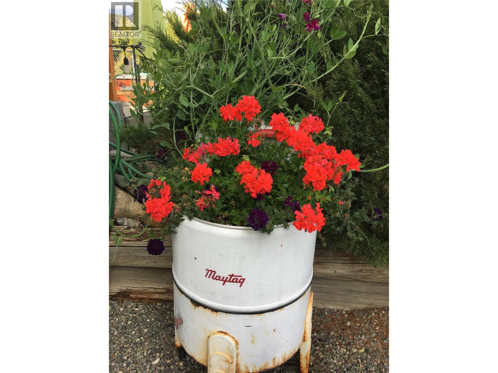 605 3 Highway, Greenwood, British Columbia  V0H 1J0 - Photo 5 - 10375648