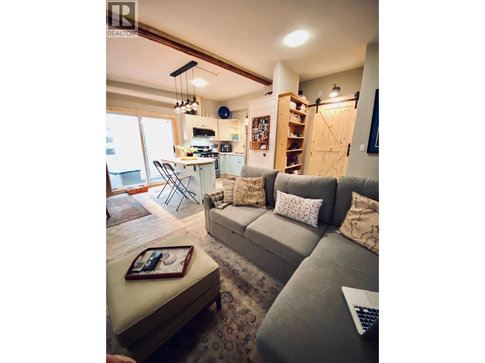 7362 2nd Street, Grand Forks, British Columbia  V0H 1H4 - Photo 8 - 10374899