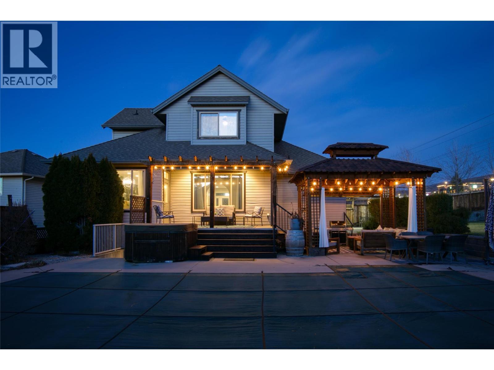 5074 Windsong Crescent, Kelowna, British Columbia  V1W 5B5 - Photo 2 - 10374838