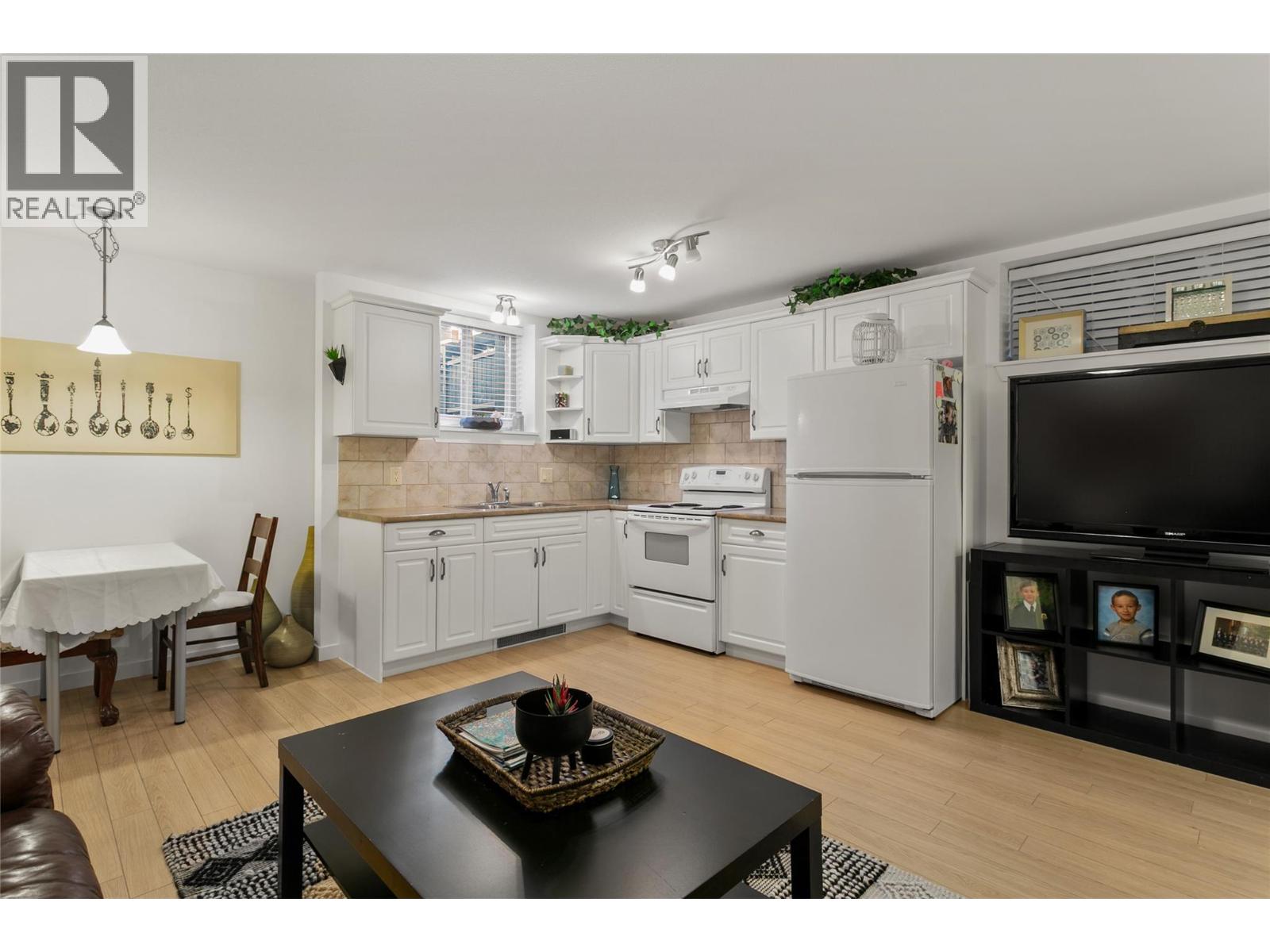 5074 Windsong Crescent, Kelowna, British Columbia  V1W 5B5 - Photo 34 - 10374838