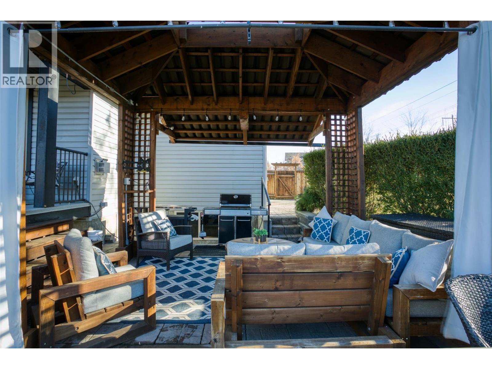 5074 Windsong Crescent, Kelowna, British Columbia  V1W 5B5 - Photo 44 - 10374838