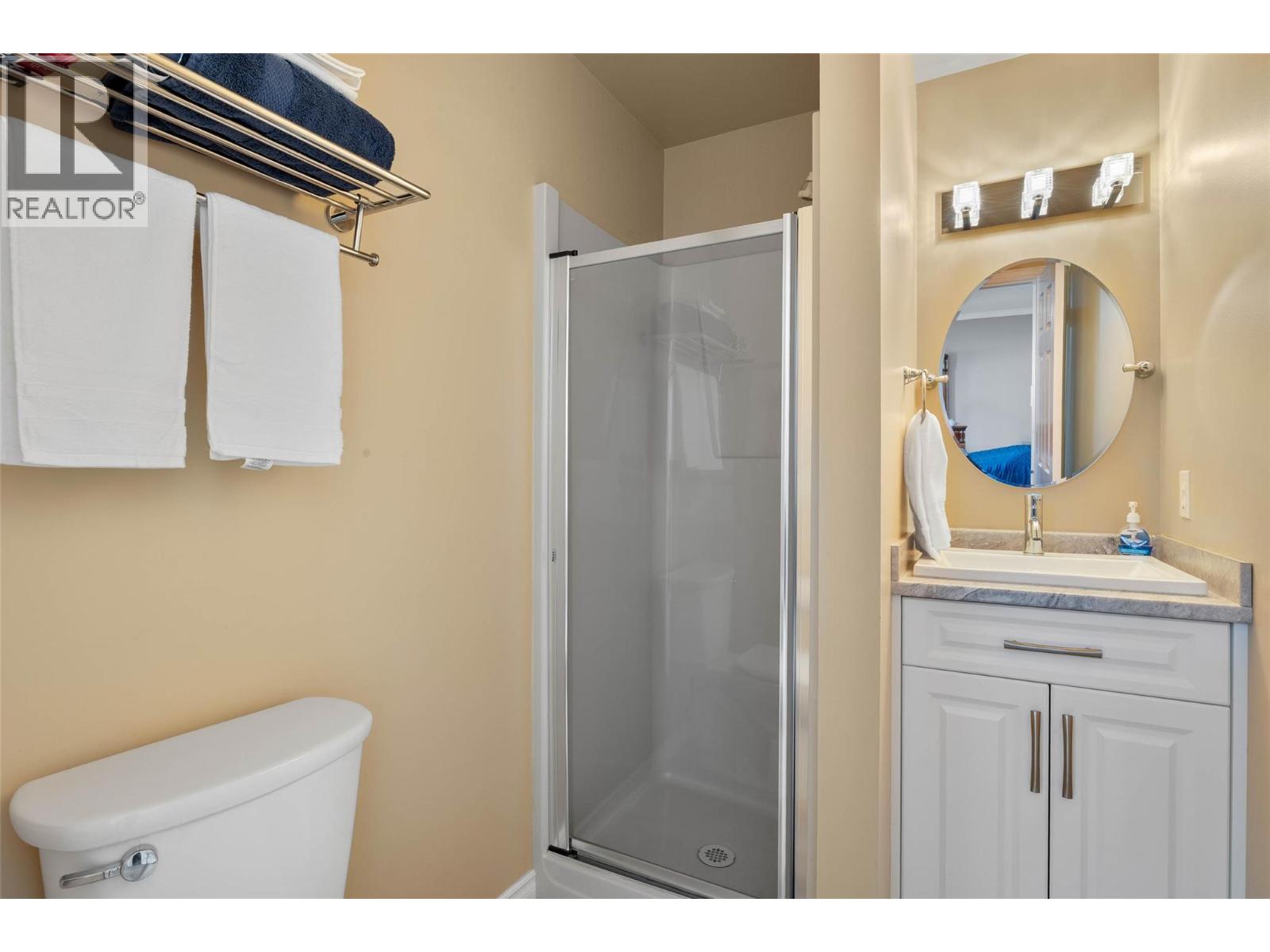 3577 Navatanee Drive, Kamloops, British Columbia  V2H 1S1 - Photo 15 - 10375723