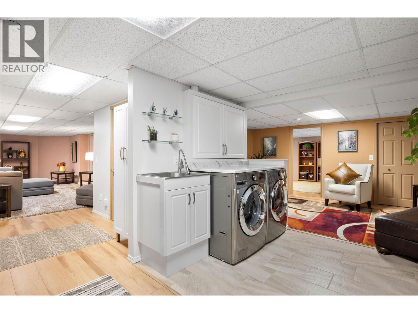 3577 Navatanee Drive, Kamloops, British Columbia  V2H 1S1 - Photo 21 - 10375723