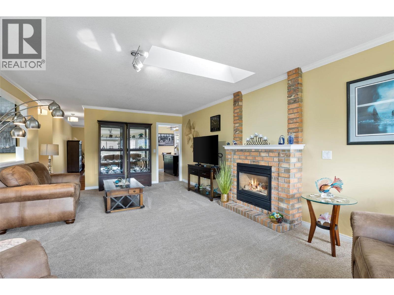 3577 Navatanee Drive, Kamloops, British Columbia  V2H 1S1 - Photo 5 - 10375723