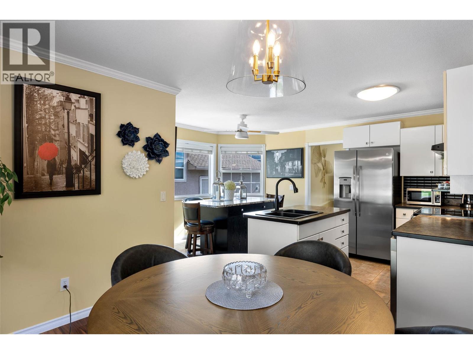 3577 Navatanee Drive, Kamloops, British Columbia  V2H 1S1 - Photo 8 - 10375723