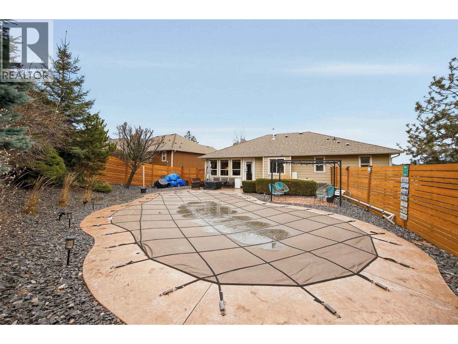 331 Quilchena Drive, Kelowna, British Columbia  V1Y 4Y9 - Photo 48 - 10375414