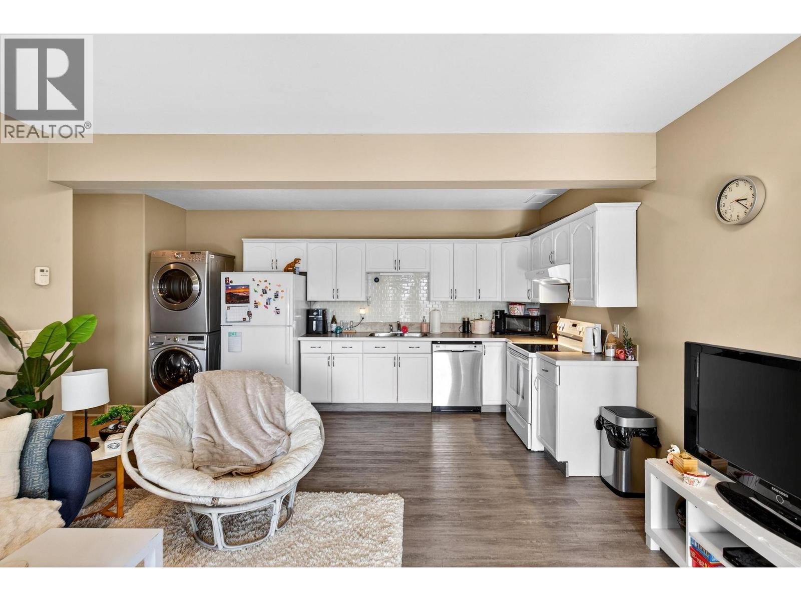 748 Traditions Crescent, Kelowna, British Columbia  V1V 2Y2 - Photo 44 - 10375732