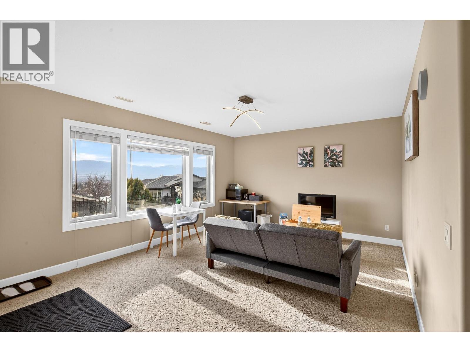 748 Traditions Crescent, Kelowna, British Columbia  V1V 2Y2 - Photo 49 - 10375732