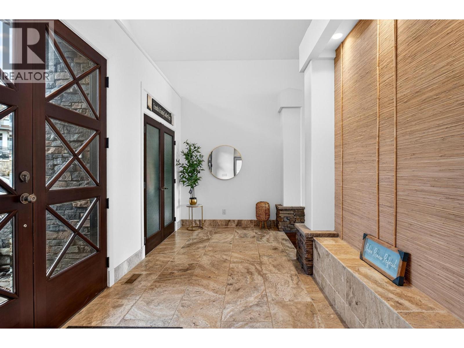 748 Traditions Crescent, Kelowna, British Columbia  V1V 2Y2 - Photo 5 - 10375732