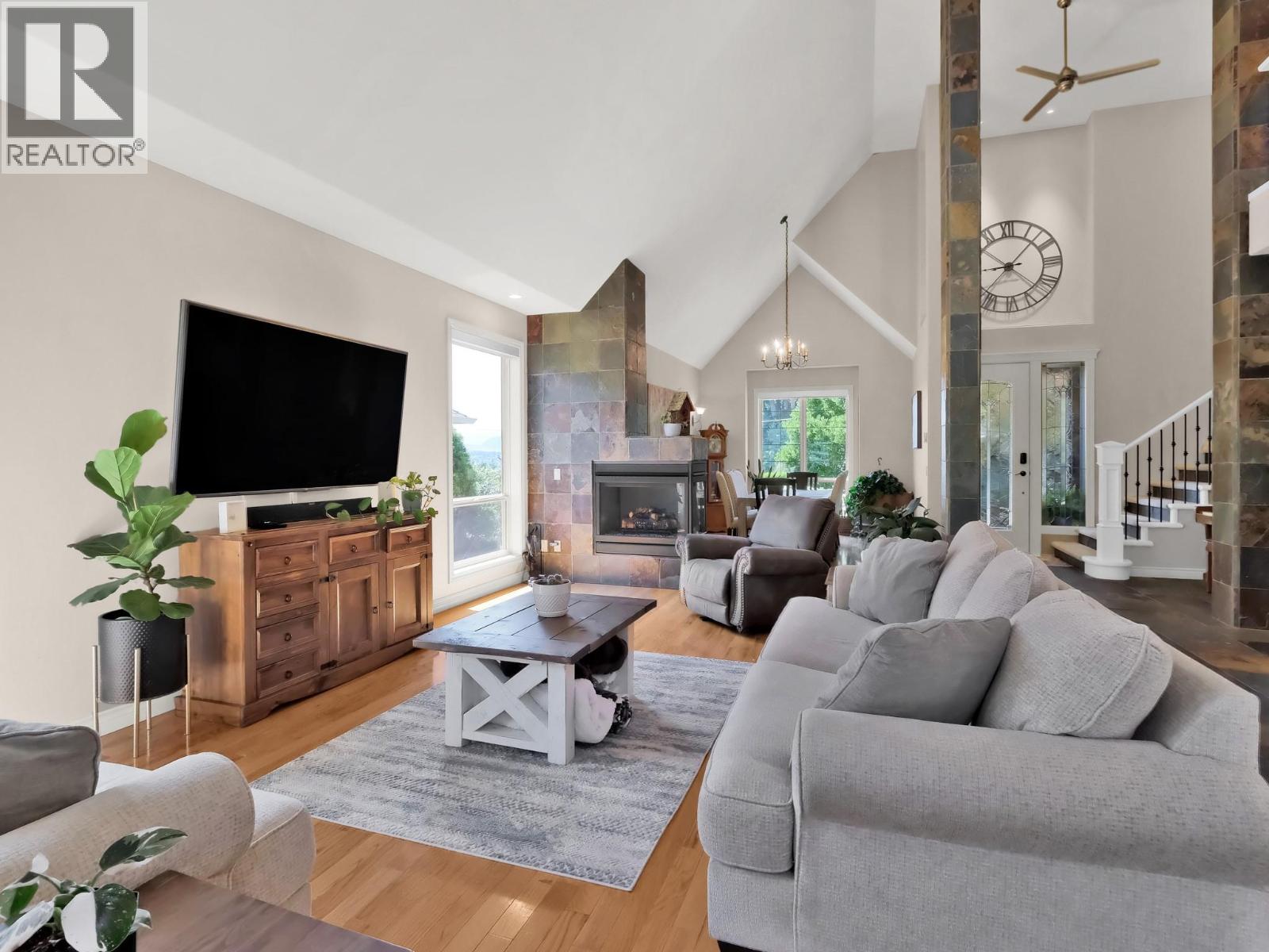 3063 Thacker Drive, West Kelowna, British Columbia  V1Z 1X5 - Photo 14 - 10375413