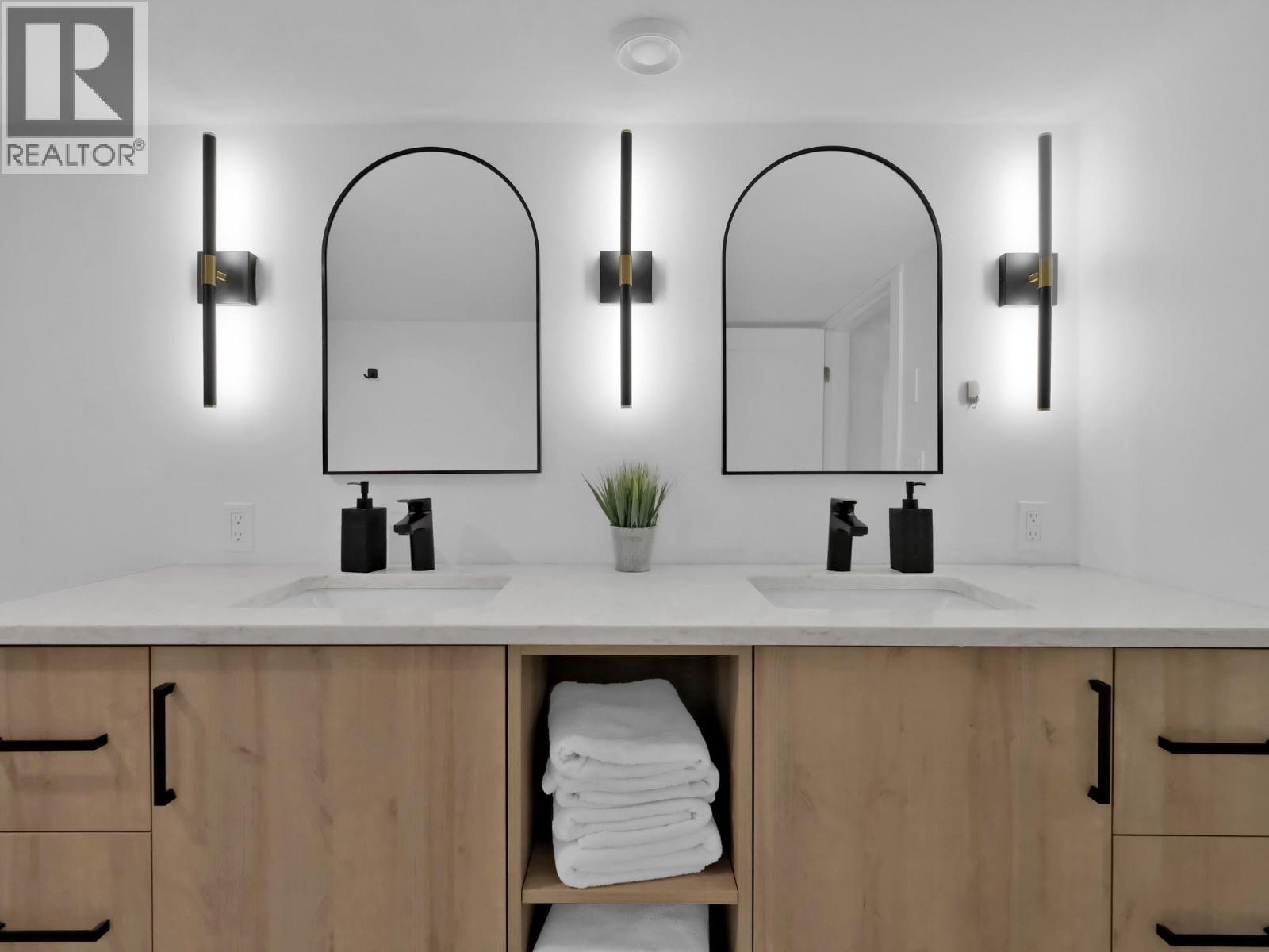 3063 Thacker Drive, West Kelowna, British Columbia  V1Z 1X5 - Photo 40 - 10375413