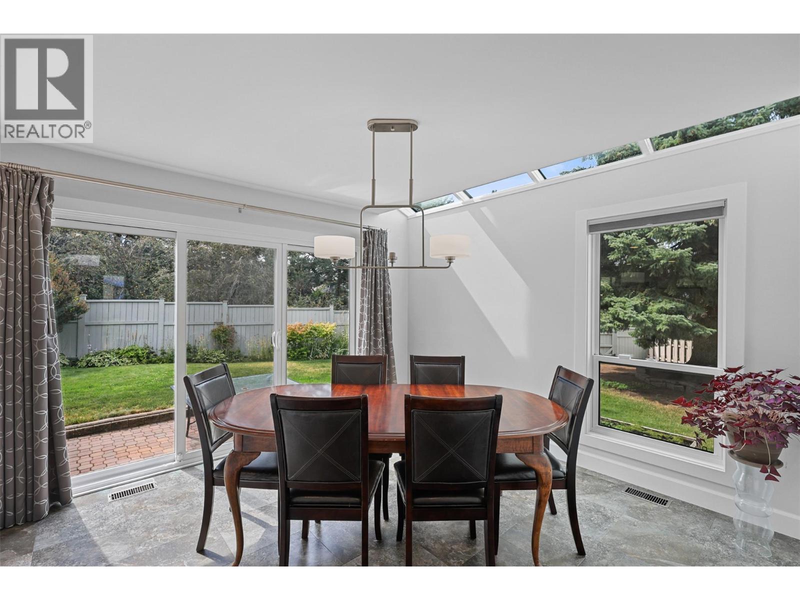 1838 Cathedral Court, Kamloops, British Columbia  V2E 2A7 - Photo 14 - 10375842