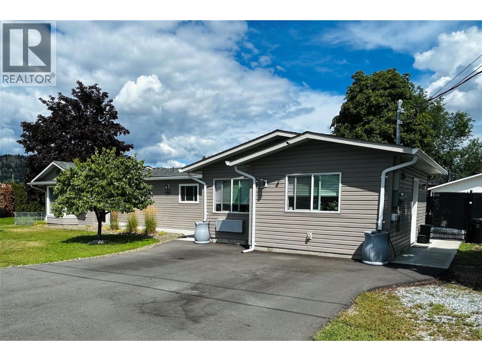 1490 Cornwall Road, Kelowna, British Columbia  V1X 1N9 - Photo 3 - 10375022