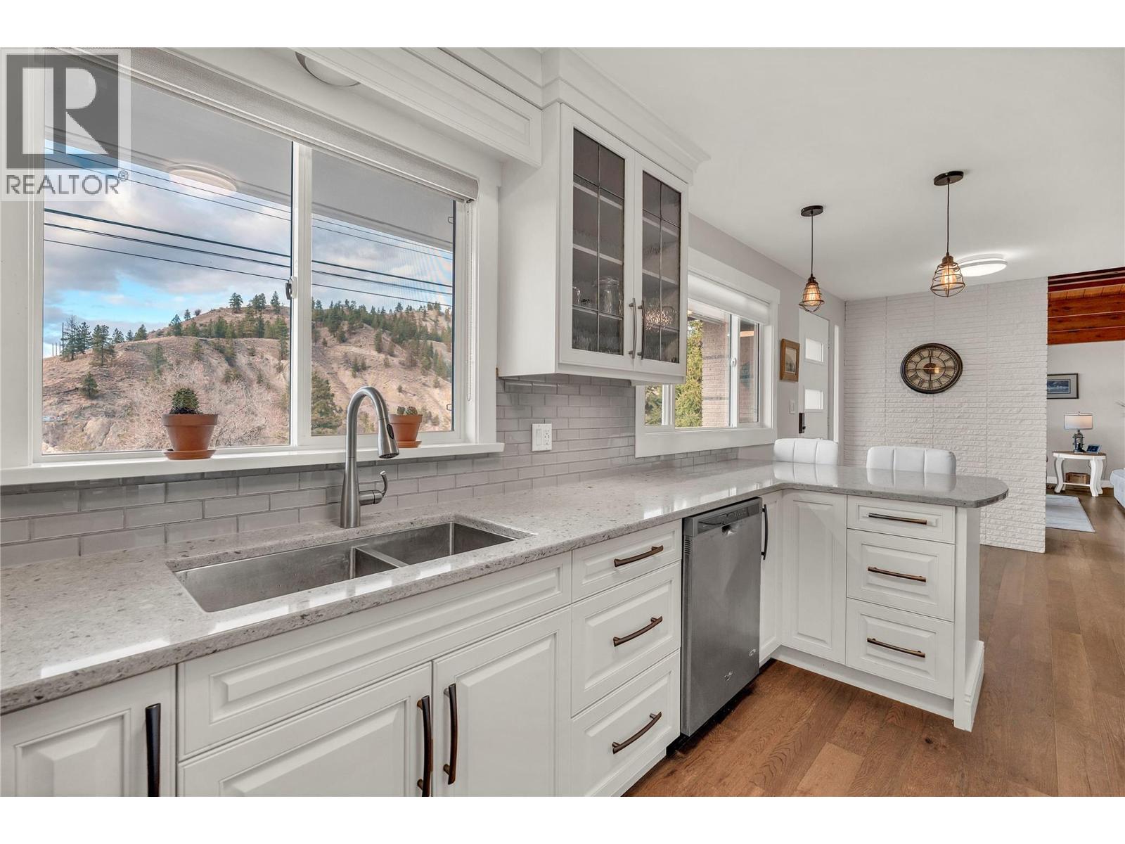 1554 Ridgedale Avenue, Penticton, British Columbia  V2A 2S4 - Photo 15 - 10375617