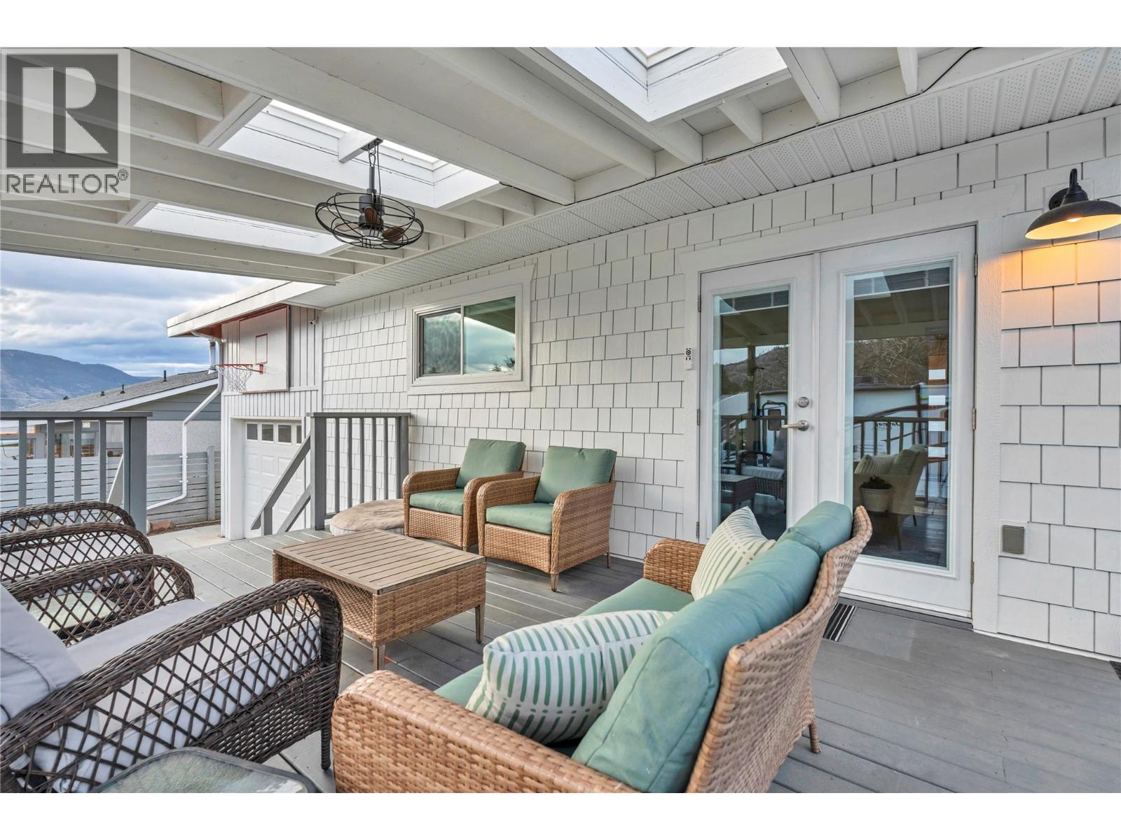 1554 Ridgedale Avenue, Penticton, British Columbia  V2A 2S4 - Photo 31 - 10375617