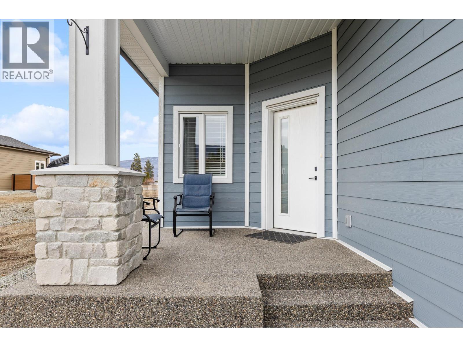 3763 St. James Drive, West Kelowna, British Columbia  V4T 0G3 - Photo 2 - 10375772