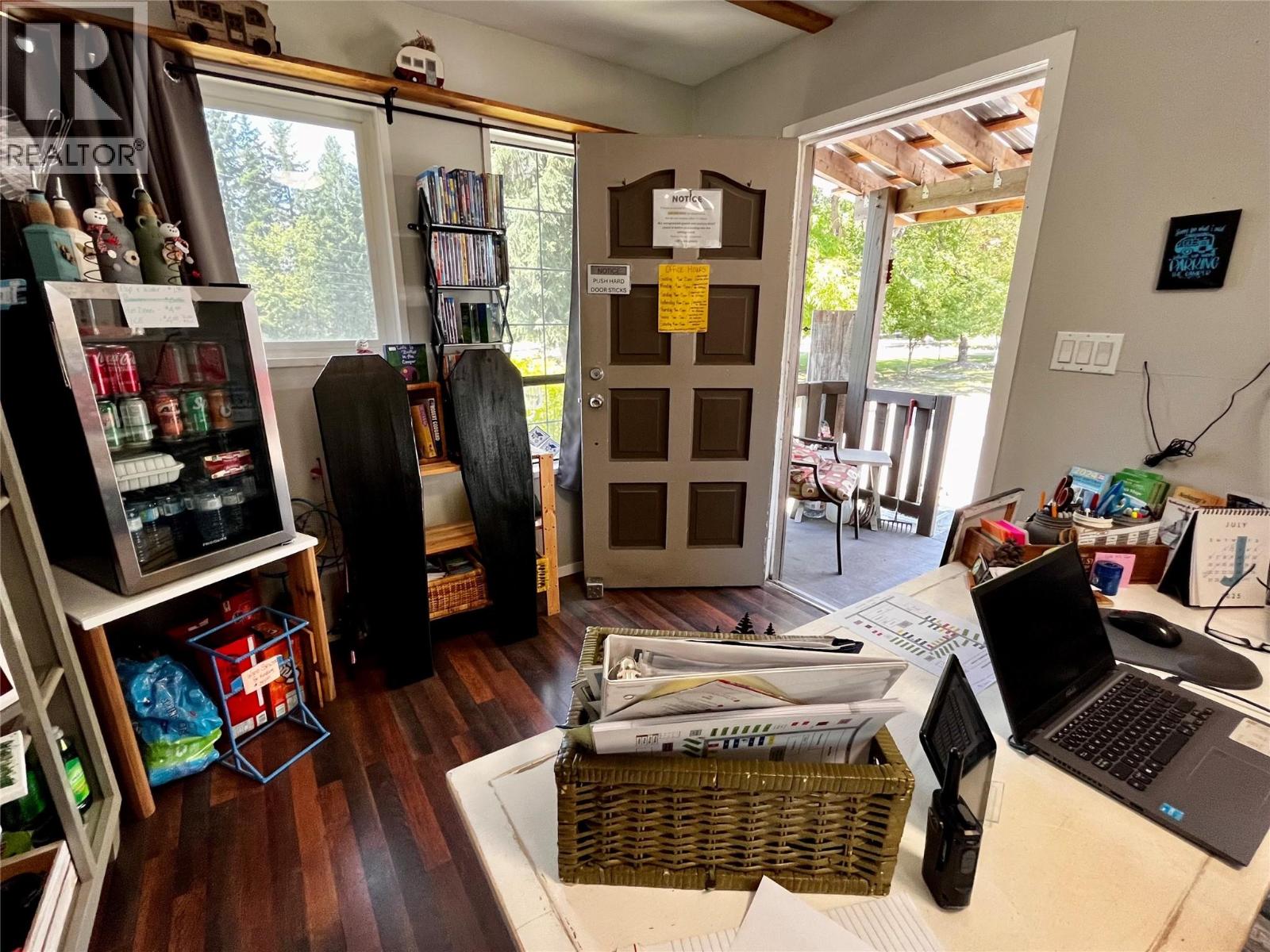 1701 Highway 23 Highway, Nakusp, British Columbia  V0G 1R0 - Photo 11 - 10375266