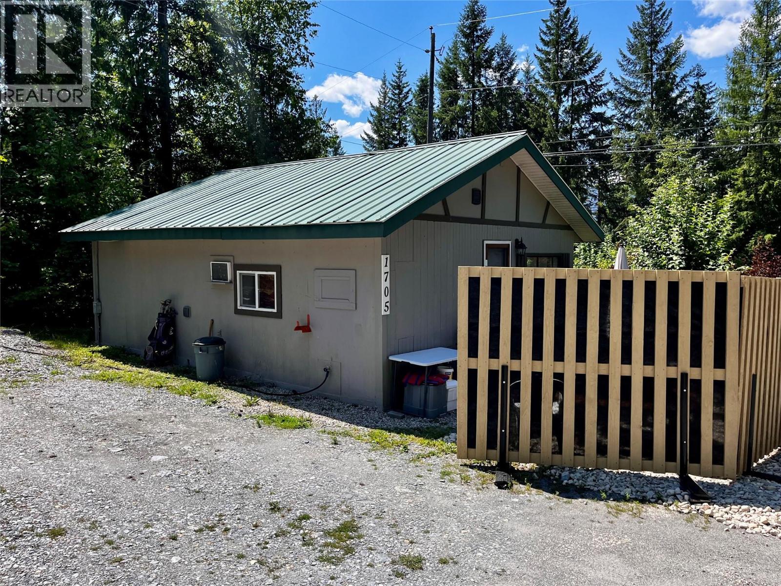 1701 Highway 23 Highway, Nakusp, British Columbia  V0G 1R0 - Photo 5 - 10375266