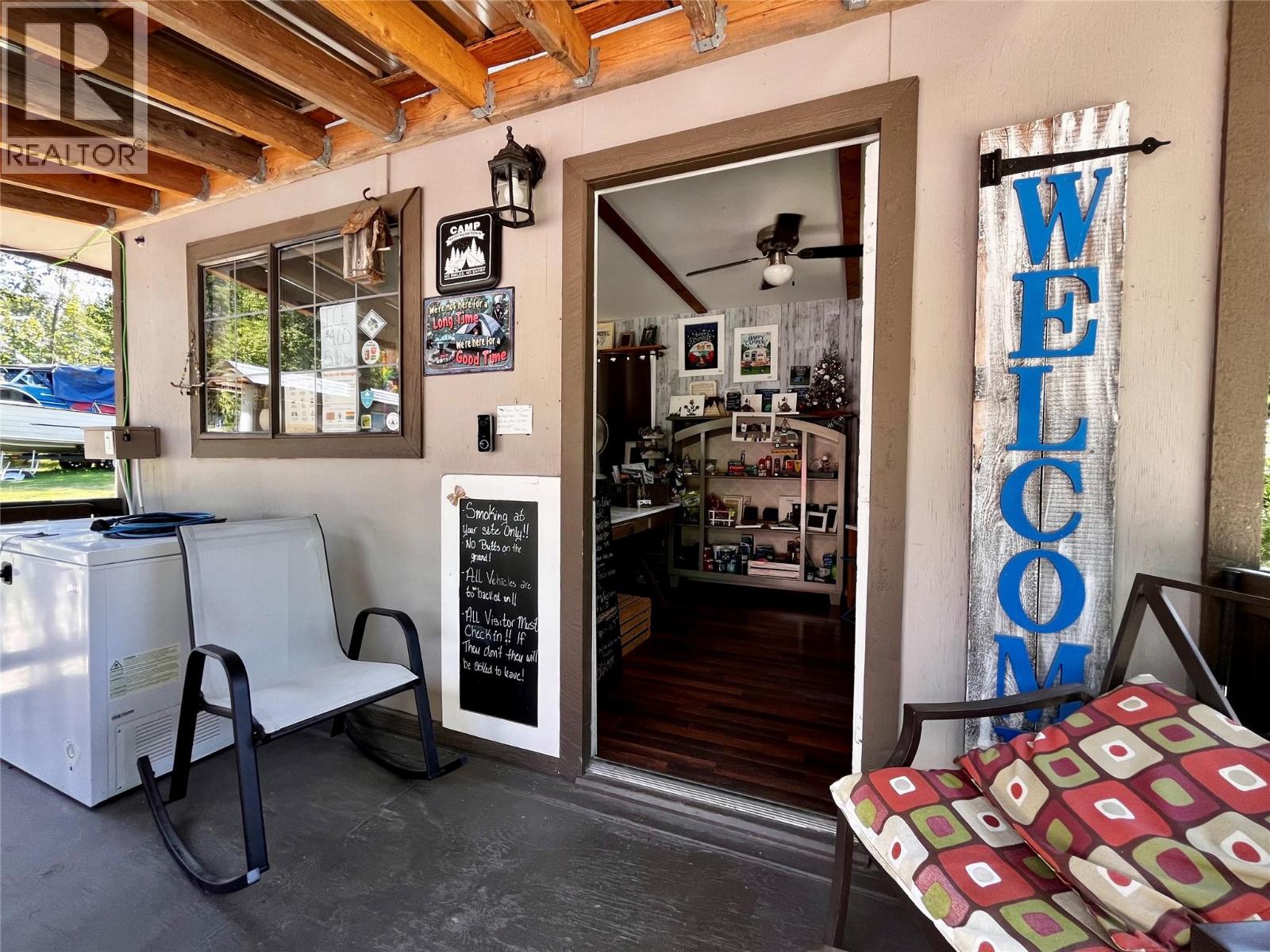 1701 Highway 23 Highway, Nakusp, British Columbia  V0G 1R0 - Photo 9 - 10375266