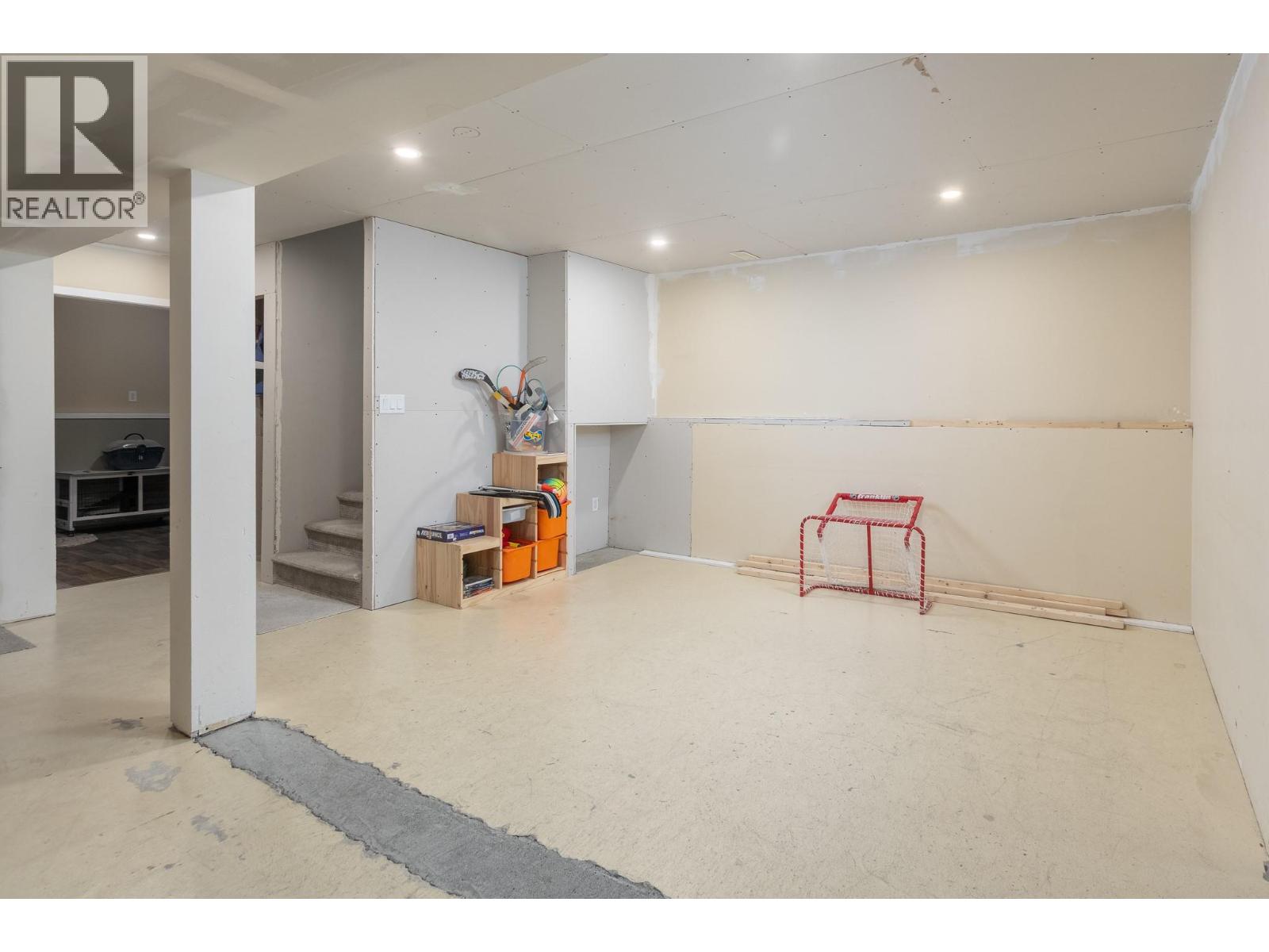 7220 47 Street Ne, Salmon Arm, British Columbia  V0E 1K0 - Photo 33 - 10375013