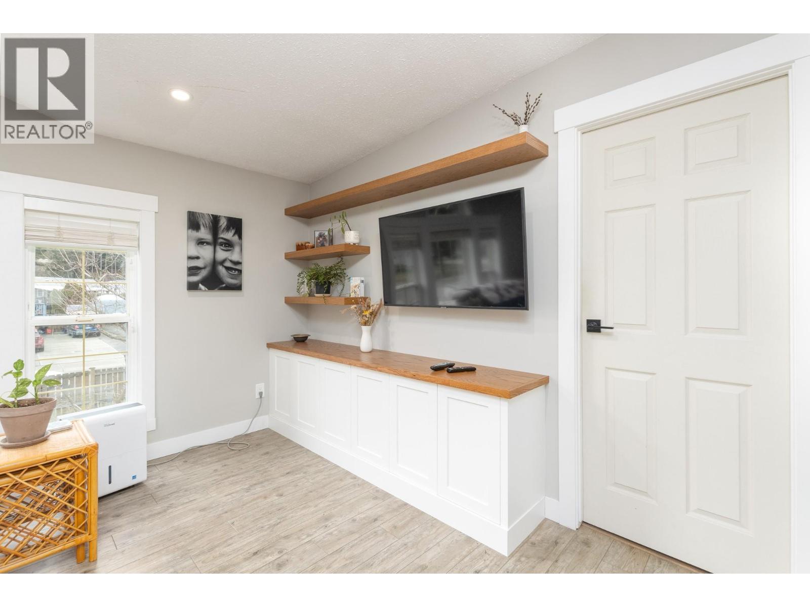 7220 47 Street Ne, Salmon Arm, British Columbia  V0E 1K0 - Photo 9 - 10375013