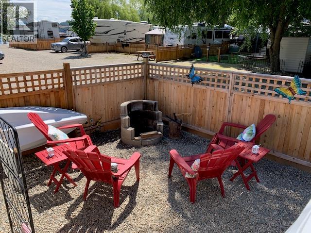 17 Osprey Lane, Lee Creek, British Columbia  V0E 1M4 - Photo 12 - 10374803