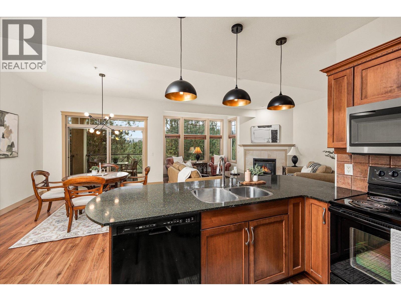 1795 Country Club Drive Unit# 126, Kelowna, British Columbia  V1V 3E8 - Photo 2 - 10375831