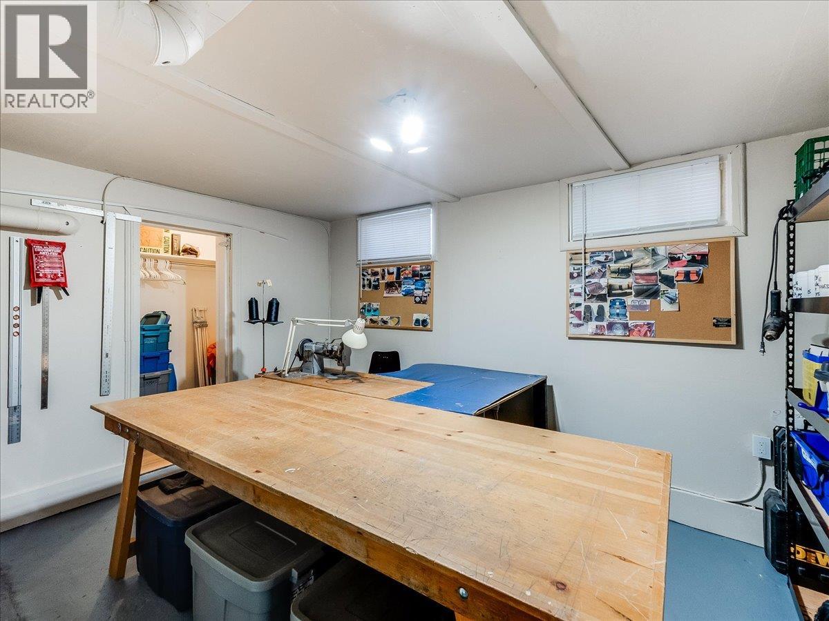 1911 Second Avenue, Trail, British Columbia  V1R 1N1 - Photo 19 - 10375858