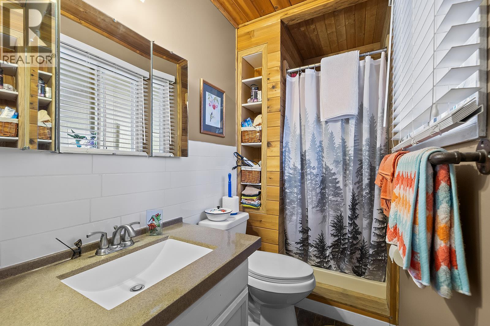 3541 Esquire Road, Kelowna, British Columbia  V1X 6L3 - Photo 16 - 10375418