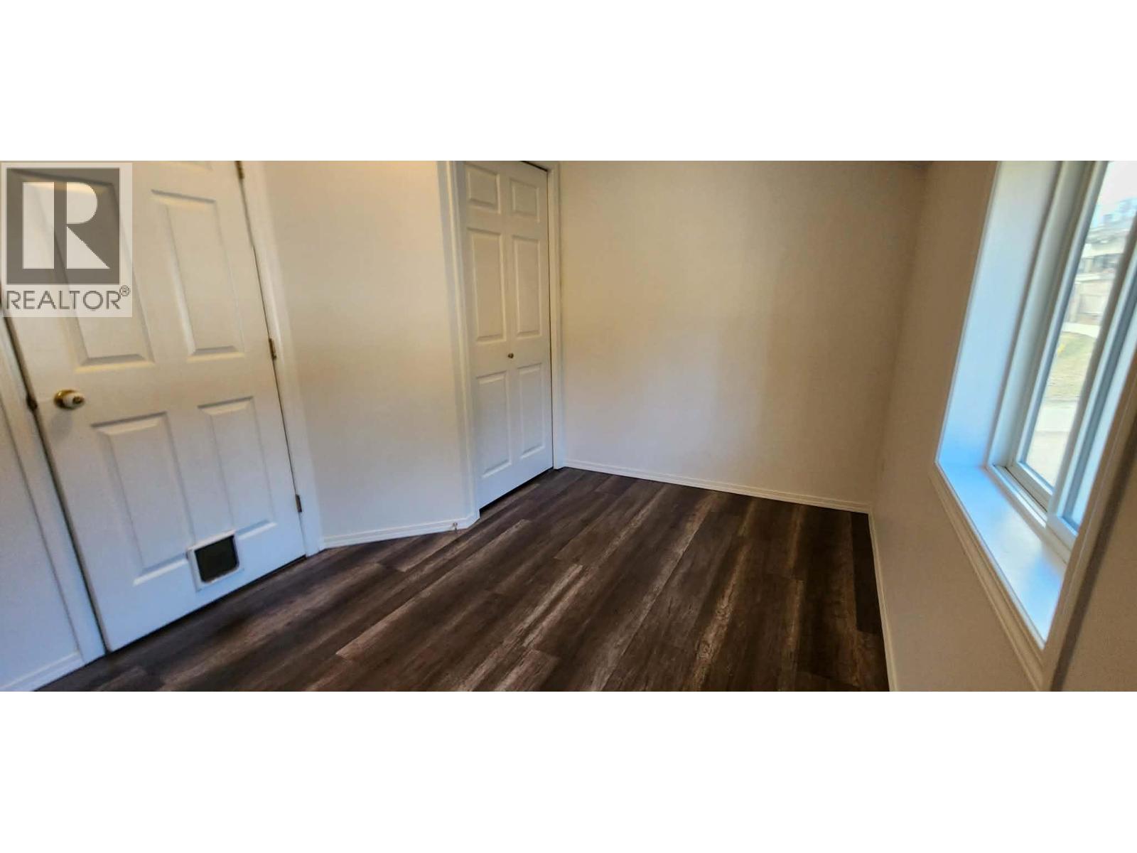 2110 Park Avenue, Lumby, British Columbia  V0E 2G0 - Photo 15 - 10375863