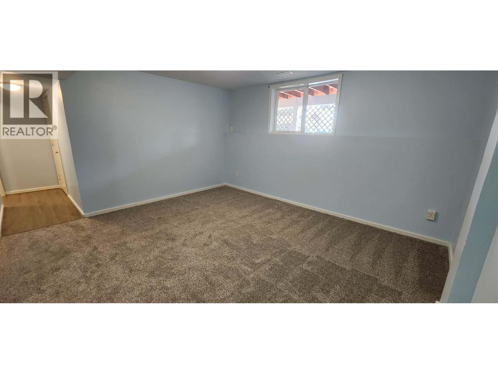 2110 Park Avenue, Lumby, British Columbia  V0E 2G0 - Photo 26 - 10375863