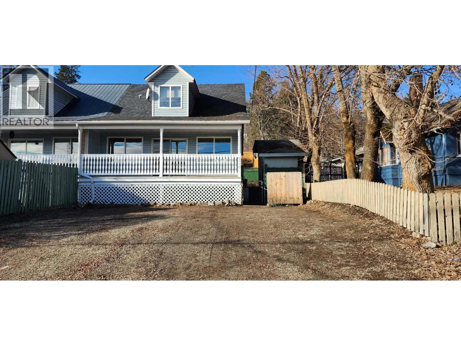 2110 Park Avenue, Lumby, British Columbia  V0E 2G0 - Photo 33 - 10375863