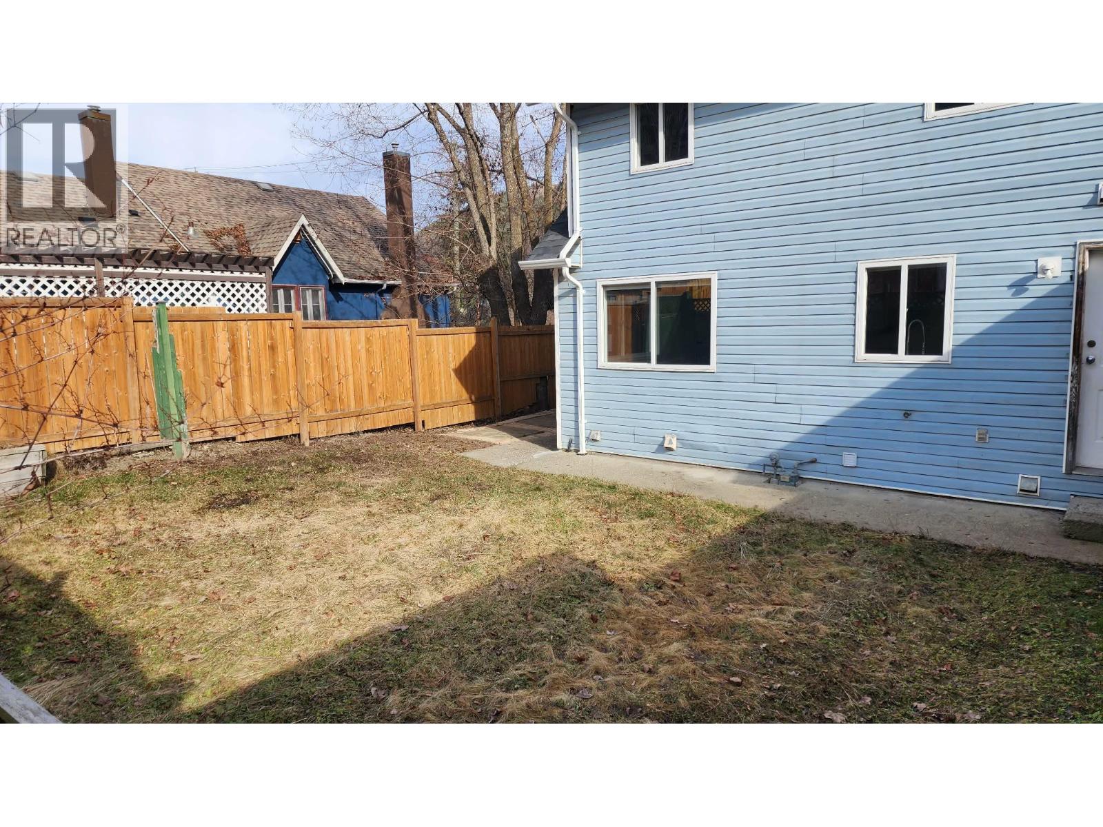 2110 Park Avenue, Lumby, British Columbia  V0E 2G0 - Photo 37 - 10375863